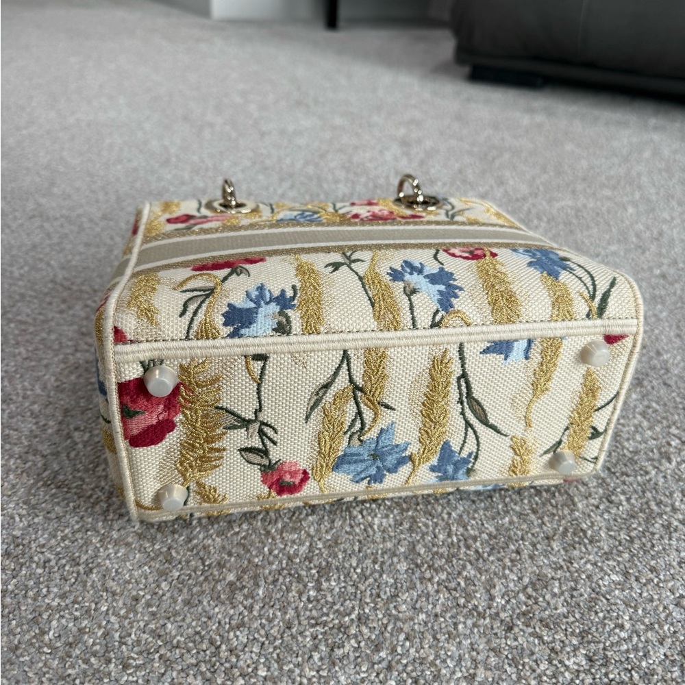 Dior Mini Floral Canvas Bag - Picture 4 of 15